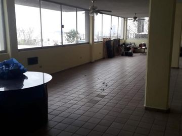 CASA EN VENTA EN MONTERREY NL, ZONA COLINAS DE SAN JERONIMO, 3 NIVELES
