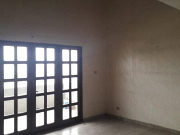 CASA EN VENTA EN MONTERREY NL, ZONA COLINAS DE SAN JERONIMO, 3 NIVELES