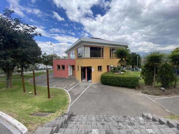 DEPARTAMENTO DE VENTA CUMBAYA SECTOR EL RESERVORIO
