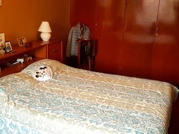 Venta de hermosa Casa en exclusiva zona de Miraflores con amplio jardin