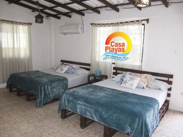 Casa con Vista Al Mar de Venta en Playas, Vía a Data.