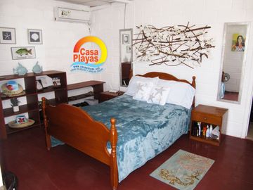 Casa con Vista Al Mar de Venta en Playas, Vía a Data.