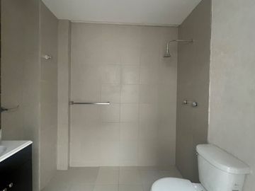 CASA EN VENTA CLUSTER  999 LOMAS DE ANGELOPOLIS