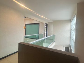 CASA EN VENTA CLUSTER  999 LOMAS DE ANGELOPOLIS
