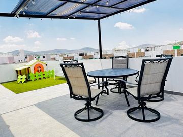 Venta de casa en Pachuca, 3 Recamaras con Roof Garden en Zona Plateada y Galerias Pachuca