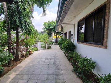 🌟 Exclusive 3BR Corner House & Lot in Brookside, Cainta Rizal - 332sqm 🏡