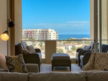Penthouse vista al mar, jacuzzi, alberca común, venta, Fonatur, San José del Cabo.