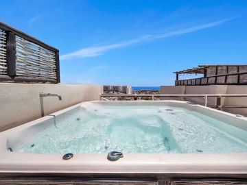 Penthouse vista al mar, jacuzzi, alberca común, venta, Fonatur, San José del Cabo.