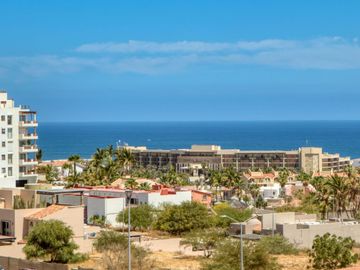 Penthouse vista al mar, jacuzzi, alberca común, venta, Fonatur, San José del Cabo.