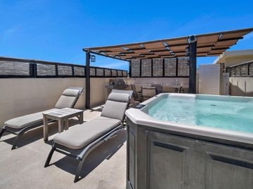 Penthouse vista al mar, jacuzzi, alberca común, venta, Fonatur, San José del Cabo.