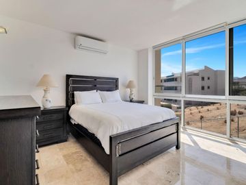 Penthouse vista al mar, jacuzzi, alberca común, venta, Fonatur, San José del Cabo.