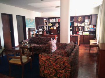 MIRAFLORES CALLE MIGUEL ALJOVIN 414 URB EL ROSEDAL VENTA CASA 5 DORM 6 BAÑOS GARAGE 2 AUTOS