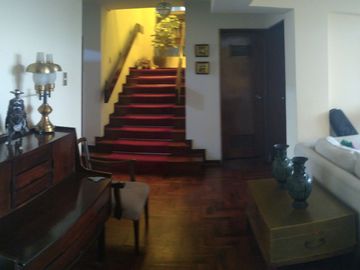 MIRAFLORES CALLE MIGUEL ALJOVIN 414 URB EL ROSEDAL VENTA CASA 5 DORM 6 BAÑOS GARAGE 2 AUTOS