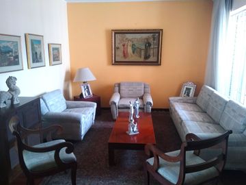 MIRAFLORES CALLE MIGUEL ALJOVIN 414 URB EL ROSEDAL VENTA CASA 5 DORM 6 BAÑOS GARAGE 2 AUTOS