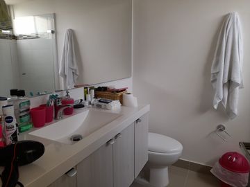 APARTAMENTO EN VENTA ENTRE LAGOS JAMUNDI ALFAGUARA