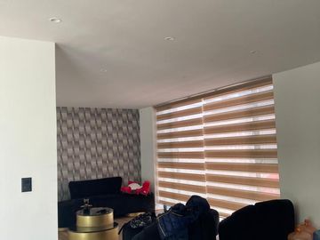 RESIDENCIA EN VENTA EN FRAC. PEDREGAL LA CALERA