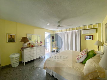 VENTA DE EXCELENTE DEPARTAMENTO EN CONDOMINIO GOLETA VISTA A LA BAHÍA