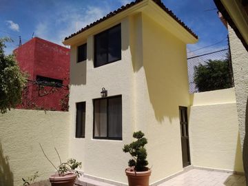 CASA EN VENTA EN TEJEDA EN EXCELENTES CONDICIONES