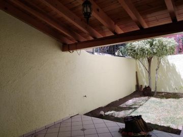 CASA EN VENTA EN TEJEDA EN EXCELENTES CONDICIONES