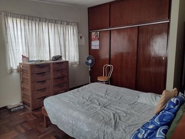 VENTA CASA SANTA EULALIA CONDOMINIO CERCA PLAZA PRINCIPAL 860 M2 185 MIL DOLARES