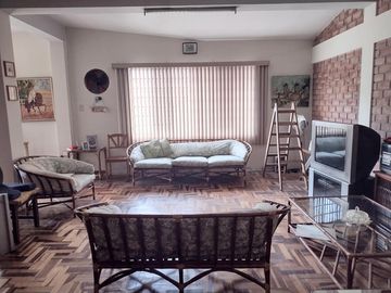 VENTA CASA SANTA EULALIA CONDOMINIO CERCA PLAZA PRINCIPAL 860 M2 185 MIL DOLARES