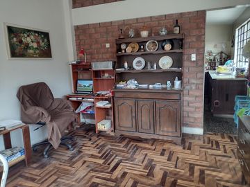 VENTA CASA SANTA EULALIA CONDOMINIO CERCA PLAZA PRINCIPAL 860 M2 185 MIL DOLARES