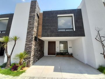 CASA EN VENTA LOMAS DE ANGELOPOLIS SAN ANDRES CHOLULA PUEBLA