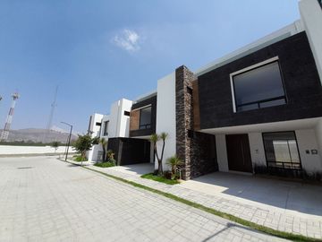 CASA EN VENTA LOMAS DE ANGELOPOLIS SAN ANDRES CHOLULA PUEBLA