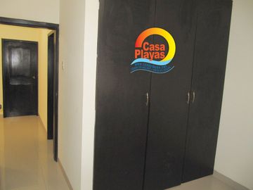 Casa de Venta en Playas, Ciudadela Cerrada con Salida Al Mar