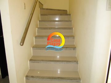 Casa de Venta en Playas, Ciudadela Cerrada con Salida Al Mar