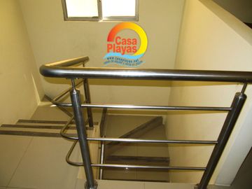 Casa de Venta en Playas, Ciudadela Cerrada con Salida Al Mar