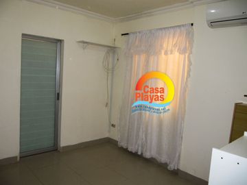 Casa de Venta en Playas, Ciudadela Cerrada con Salida Al Mar