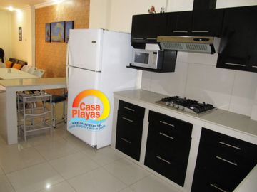 Casa de Venta en Playas, Ciudadela Cerrada con Salida Al Mar