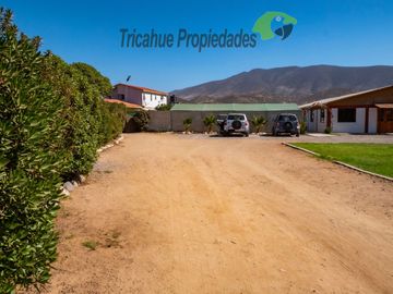 Centro de eventos 5.000 m2, a 25 minutos de La Serena. $340 millones