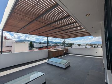 Se Vende Casa en Paseo Altozano, Avenida Montaña Monarca, Morelia, Michoacán, México