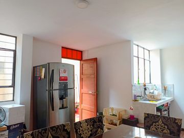 SE VENDE CASA EN LA URBANIZACION PALAO - SMP - AT: 211M2