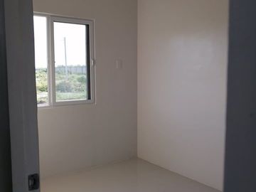 VISTA VERDE SUBDIVISION - BUNGALOW UNIT - MODEL 1
