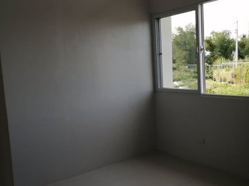 VISTA VERDE SUBDIVISION - BUNGALOW UNIT - MODEL 1