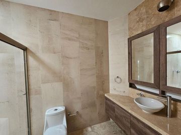 Casa sola  con alberca  a 15 minutos de Cuernavaca en Xochitepec Morelos