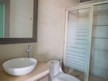 Casa sola  con alberca  a 15 minutos de Cuernavaca en Xochitepec Morelos