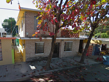CASA EN VENTA DE RECUPERACION DE CARTERA, Alejandro Prieto, Zona Centro, Cdad. Mante, Tamps.