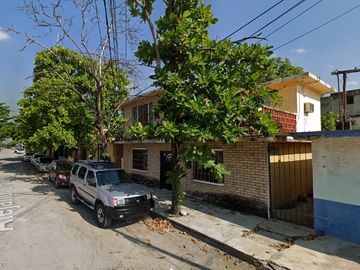 CASA EN VENTA DE RECUPERACION DE CARTERA, Alejandro Prieto, Zona Centro, Cdad. Mante, Tamps.