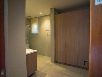 MANILA SOUTHWOODS RESIDENTIAL ESTATE 4BR HOUSE FOR SALE - CARMONA CAVITE