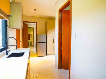 MANILA SOUTHWOODS RESIDENTIAL ESTATE 4BR HOUSE FOR SALE - CARMONA CAVITE