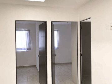 CASA EN VENTA EN RESIDENCIAL EL DORADO, SALIA A SILAO, PUERTO INTERIOR,FRACC. PRIVADO, EN LEÓN GTO