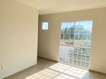 CASA EN VENTA EN RESIDENCIAL EL DORADO, SALIA A SILAO, PUERTO INTERIOR,FRACC. PRIVADO, EN LEÓN GTO