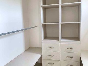 CASA EN VENTA EN RESIDENCIAL EL DORADO, SALIA A SILAO, PUERTO INTERIOR,FRACC. PRIVADO, EN LEÓN GTO