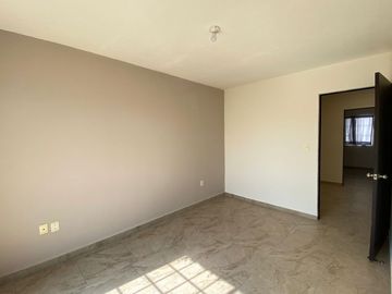 CASA EN VENTA EN RESIDENCIAL EL DORADO, SALIA A SILAO, PUERTO INTERIOR,FRACC. PRIVADO, EN LEÓN GTO