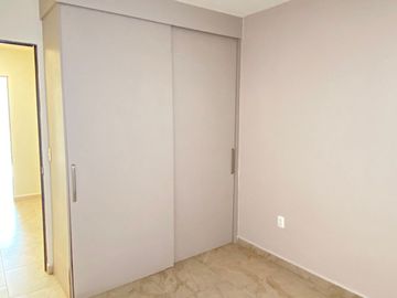 CASA EN VENTA EN RESIDENCIAL EL DORADO, SALIA A SILAO, PUERTO INTERIOR,FRACC. PRIVADO, EN LEÓN GTO