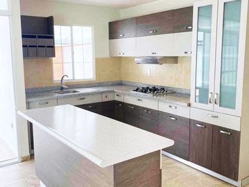 CASA EN VENTA EN RESIDENCIAL EL DORADO, SALIA A SILAO, PUERTO INTERIOR,FRACC. PRIVADO, EN LEÓN GTO